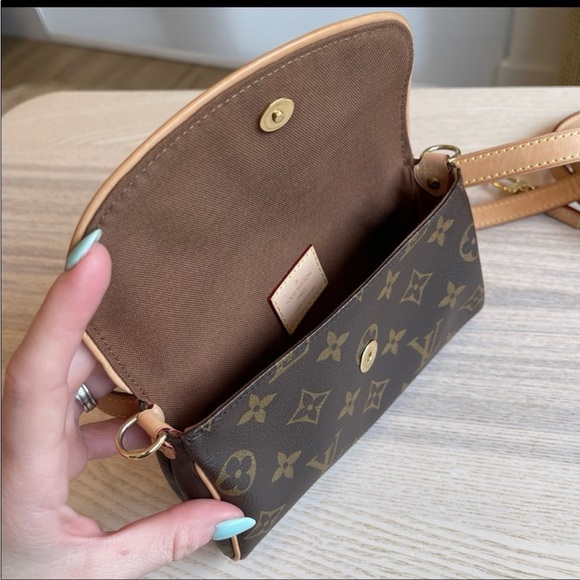 Louis Vuitton - Picture 8 of 11